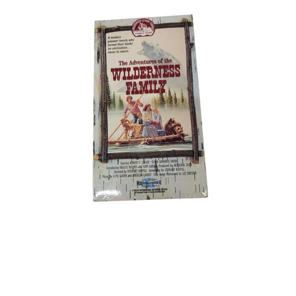 VHS 3 Pack: The Secret Garden; New Adventures of Heidi; The Wilderness Family - Picture 4 of 9